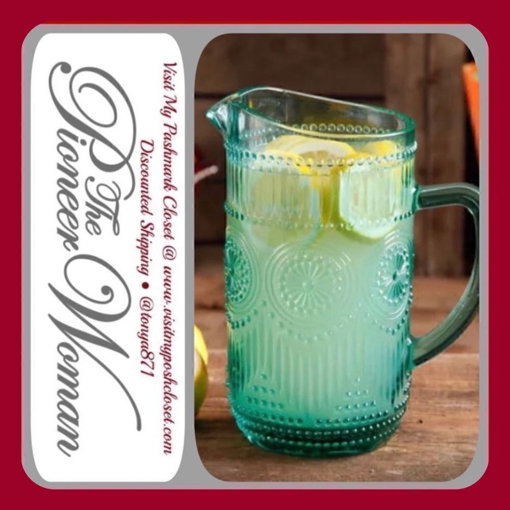 🦋 New Pioneer Woman Adeline Turquoise Blue Glass 54 oz Water Pitcher